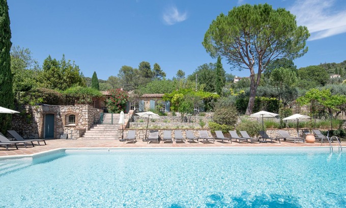 Callas Otro | Provencal farmhouse in a domain with tennis and swimming pool