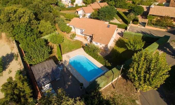 Carces Villa | Villa provenzal duerme 8 + piscina