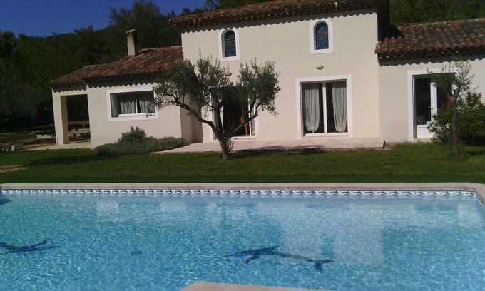 Figanieres Apartamento | VILLA provenzal con piscina privada