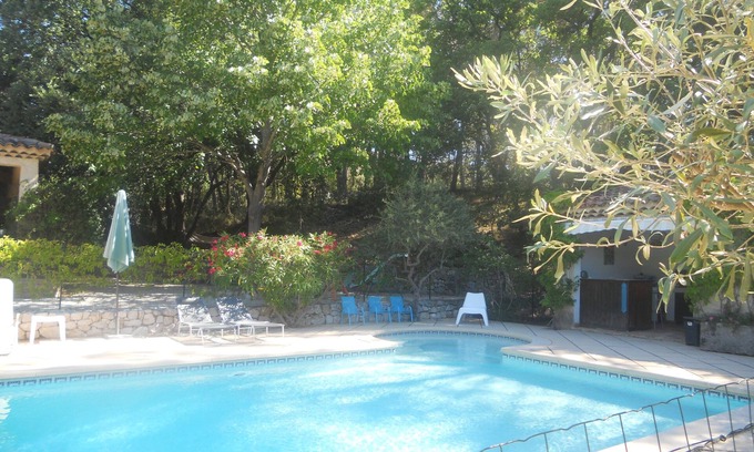 La Bouilladisse Casa | PROVENÇALE CASA CON PISCINA EN EL PINO bosque, entre Cassis y AIX EN PROVENCE