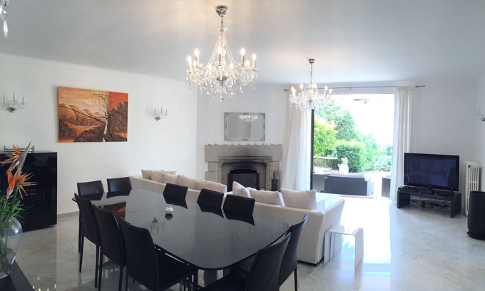 California - Pezou Apartamento | ¡Proximidad a la playa, al centro de la ciudad y a la famosa avenida Croisette!