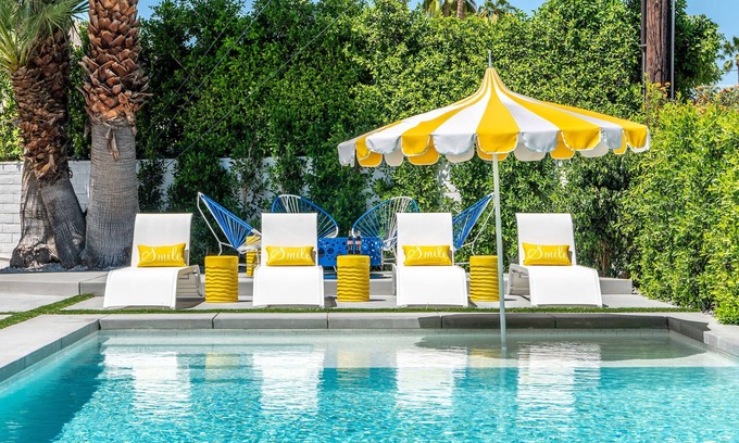 Twin Palms Casa | PS Smile - ¡Nuestro lugar feliz en el corazón de Palm Springs! ¡Nuevo listado!