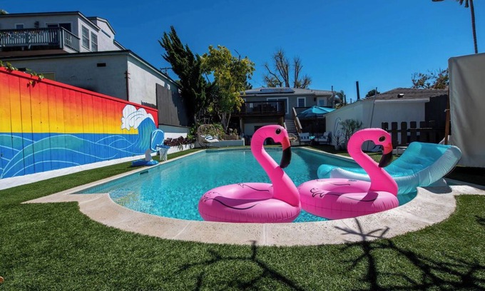 Point Loma Heights Casa | Pt Loma Paradise: Remodel - Pool – Game Room – WOW!