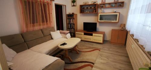 Puchov Apartamento | PU Bývanie v súkromí s výhľadom na tichom mieste v PU