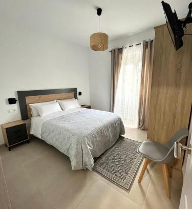 Distrito Sur Apartamento | Puente a la Mezquita - Free Parking