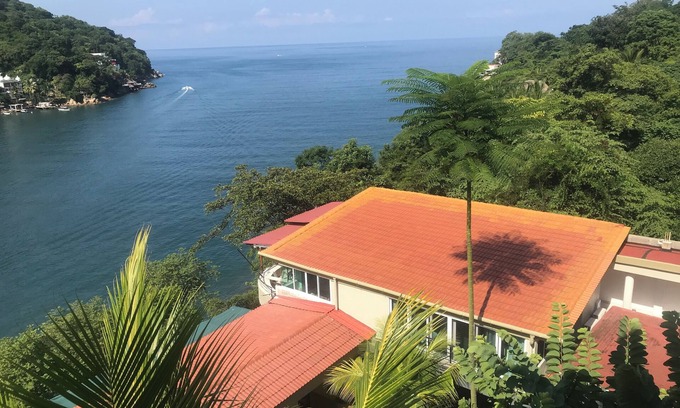Boca de Tomatlan Apartamento | Casa de vacaciones familiar en Puerto Vallarta, frente a la playa