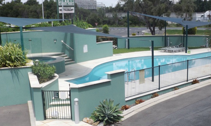 Loganholme Hotel | Puffers Inn Logan Motel