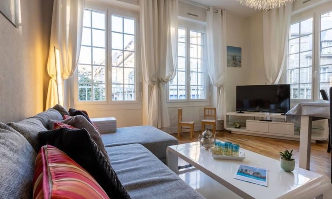Intra Muros Apartamento | Puits Aux Braies by Interhome