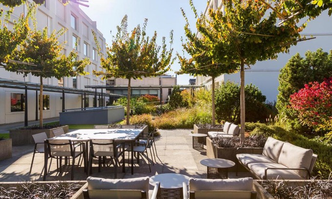 Clara Hotel | Pullman Basel Europe