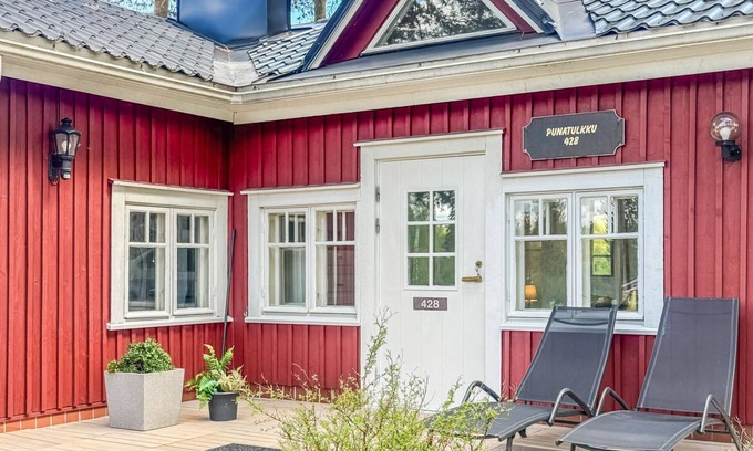 Somero Casa | Punatulkku by Interhome