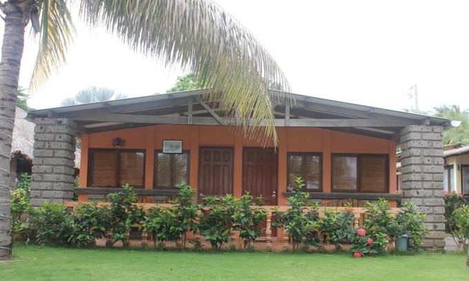 Playa San Blas Hotel | Punta Roca Surf Resort
