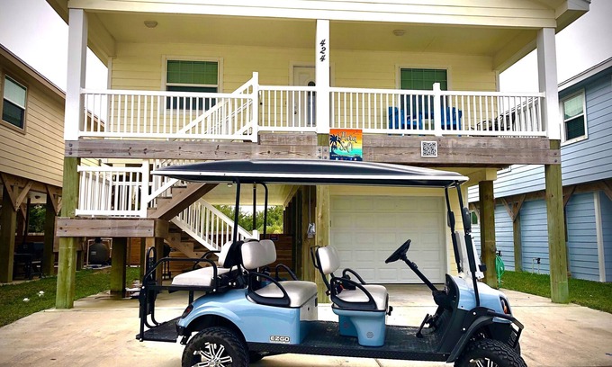Port Aransas Casa | ¡Pura Sol! Casa privada, piscina climatizada, carrito - ¡Se admiten perros!