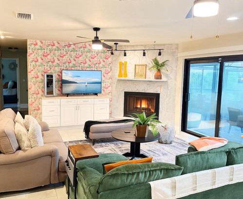 Bearss Plaza Apartamento | PuraVida Lake House