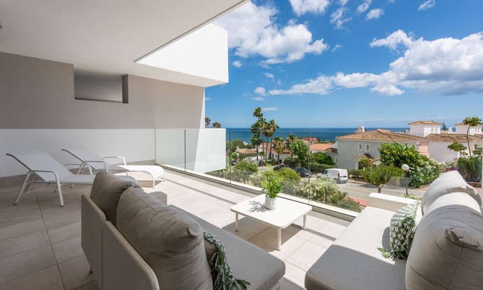 Puerto de la Duquesa Apartamento | Pure South Sea View 2441