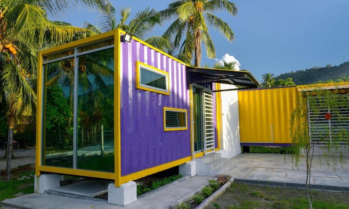 Lumut Casa | Purple Cube at Lumut Cube Homestay Kontena