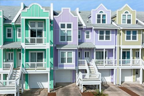 Bermuda Bay Casa | Purple Pearl