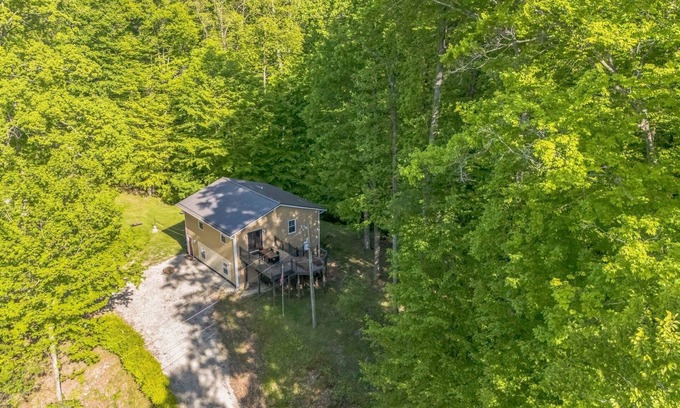 Helmsburg Cabaña | Puzzle Peak 3 Bedroom Cottage