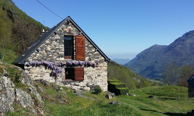 Sazos Chalet De Esquí | Pirineos Paradis, encanto divertido granero