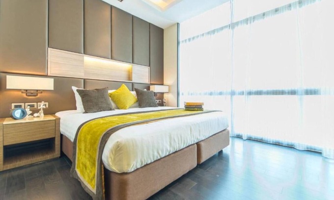 Khlong Toei Condominio | QS/ Serviced Appt/ 94SQM/Monthly
