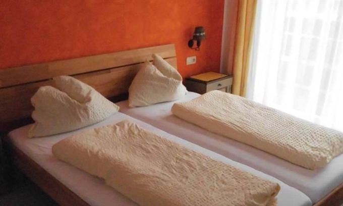 Golling an der Salzach Apartamento | Habitación cuádruple con ducha y WC - Pension Seiwald