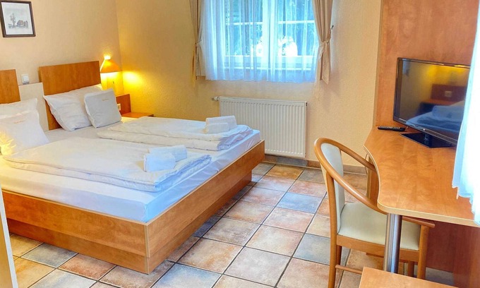 Rhein-Erft-Kreis District Casa | Quadruple room - HV Vintage Hotels & Investments GmbH
