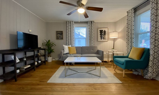 Kernersville Cabaña | Quaint 2 bed 1 bath cottage style home