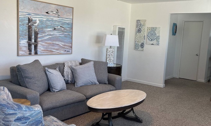 Pismo Heights Casa | Quaint 2 bedroom with partial ocean views