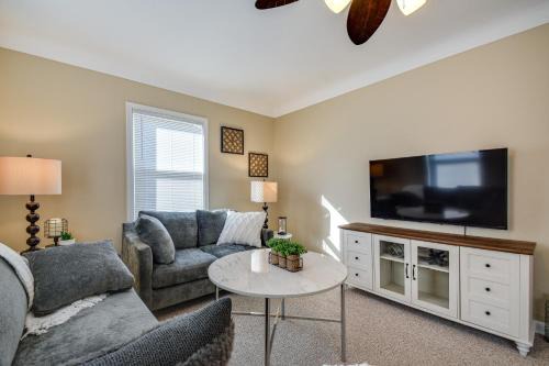 Cedar Rapids Casa | Quaint Cedar Rapids Home, 4 Mi to Downtown!
