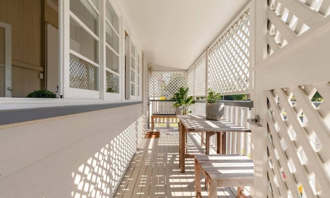 Annerley Apartamento | Quaint & Cosy 1 Bedroom Apartment in Queenslander.