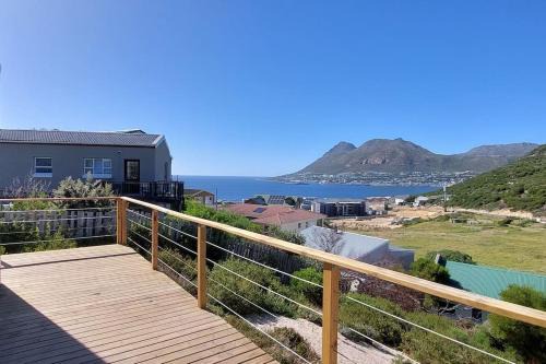 Fish Hoek Apartamento | Quaint Cottage With Harbour Views