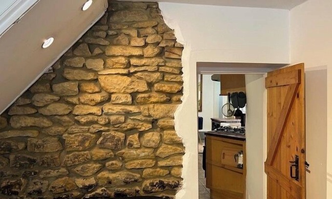 Great Houghton Cabaña | Quaint High Street Cottage in Northampton