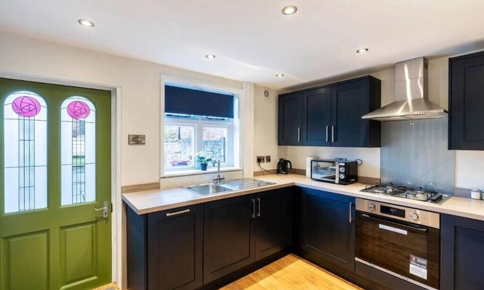 Barton-upon-Humber Casa | Quaint Historic Home | Charming Stay in Barton