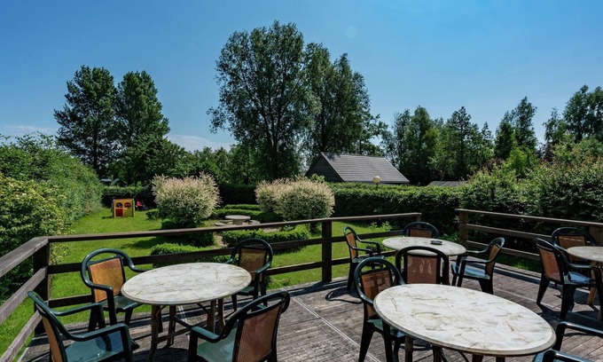 Scherpenzeel Casa | Espaciosa casa de vacaciones en Frisia junto al lago