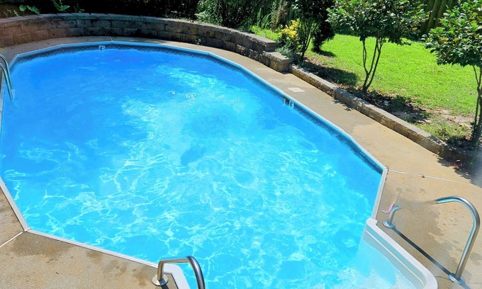 Columbia Casa | Quaint home w/ Private Pool Near Lake Murray – Ideal for Families and Friends
