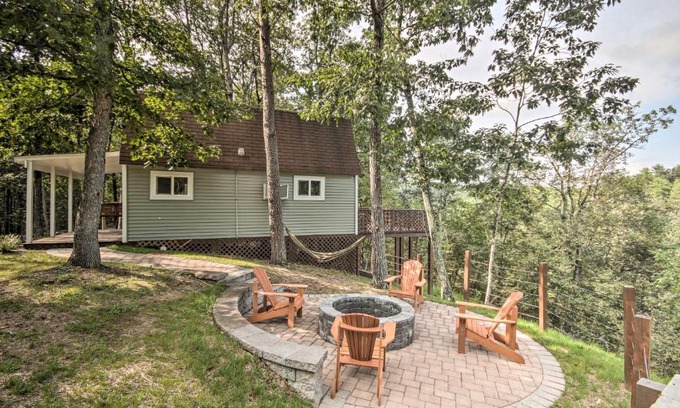 Mount Jackson Casa | Quaint Mt Jackson Cottage with Sweeping Views!