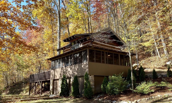 Fairview Cabina | Hermoso retiro de montaña privado aislado a las afueras de Asheville, Carolina del Norte