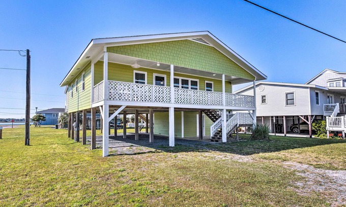 Topsail Beach Casa | Quaint 'Sand Dollar Sandbar' - Walk to Beach!
