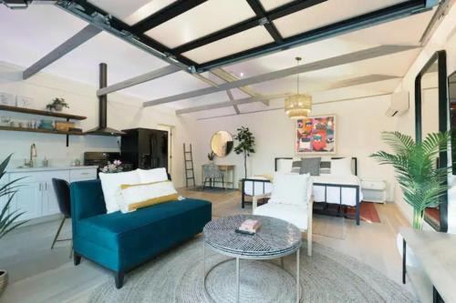 Little Italy Casa | Quaint Studio for 2 in the Heart of Little Italy