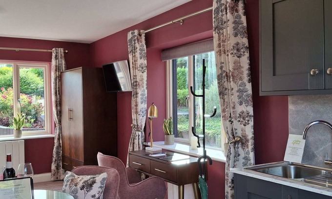 Clarinbridge Apartamento | Quaint studio in Galway, Clarinbridge for a peaceful getaway