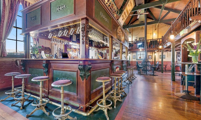 Launceston CBD Hotel | Quality Hotel Colonial Launceston