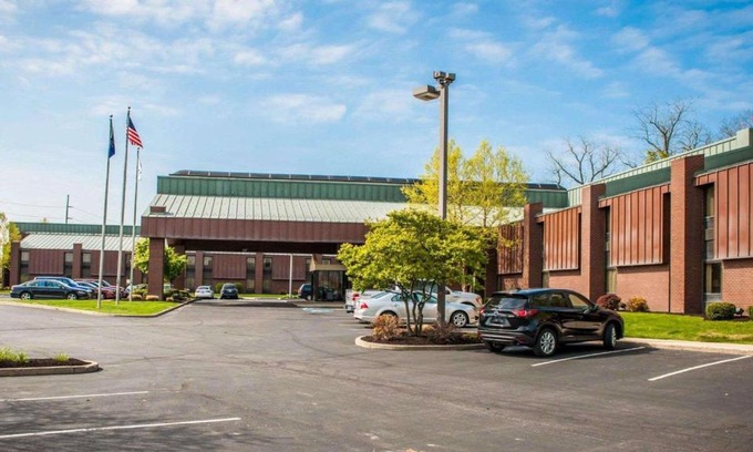 Indianapolis Hotel | Quality Inn Castleton