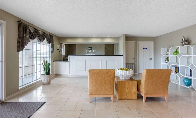 Clute Hotel | Quality Inn Clute Freeport