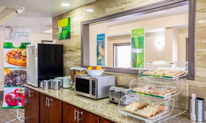 Tillmans Corner Hotel | Quality Inn Mobile West Tillmans Corner