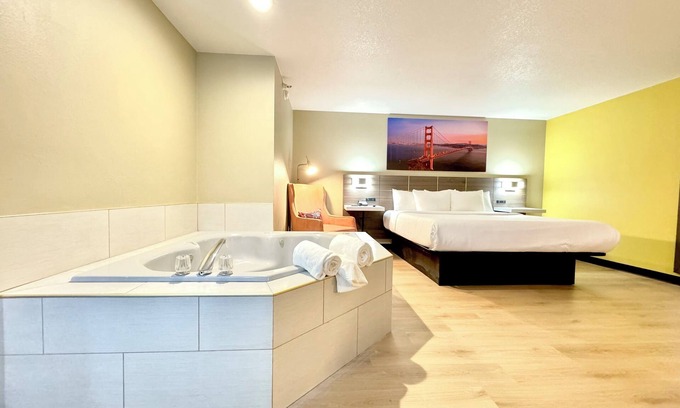 Willows Hotel | Quality Inn & Suites Willows