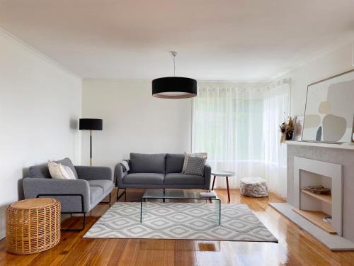 Mornington Casa | Quarry House - Bright and Renovated!