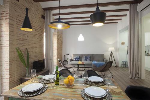 El Pilar Apartamento | Quart Apartment