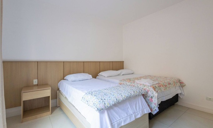 Pontal da Cruz Cama Y Desayuno | Quarto à 300m do mar com Wi-Fi e ar-condicionado