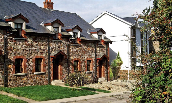 Duncannon Otro | Quay Cottage - Three Bedroom House, Sleeps 6