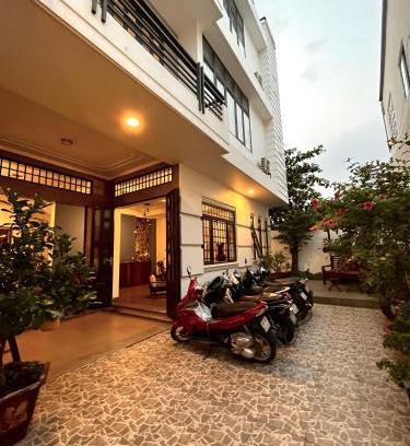 Ninh Kieu Casa | Queenie House