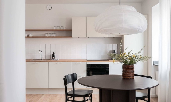 Indre By Apartamento | Queens Courtyard 2BR apartment by Daniel & Jacob's